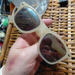 Classic Cream Square Women's Sunglasses - Neutral Cream Frame